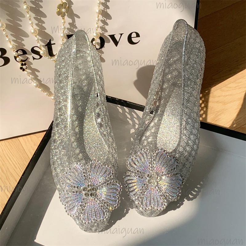 Pointed Toe Flat - Novas Sandálias de Cristal com Flores
