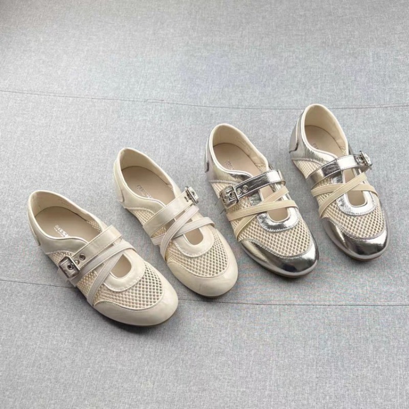 Women'S Shoes - Novos Tênis Casuais Vazados com Fivela