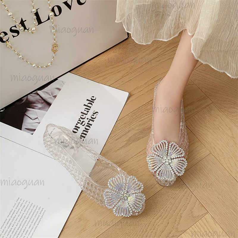 Novas Sandálias de Cristal com - Pointed Toe Flat avaliação e preço
